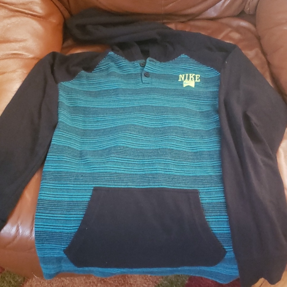 nike comfy hoody shirt